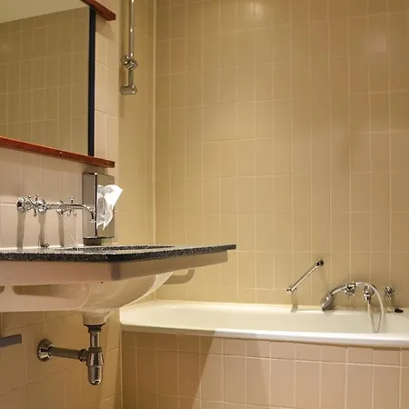 Three-bedroom In Διαμέρισμα