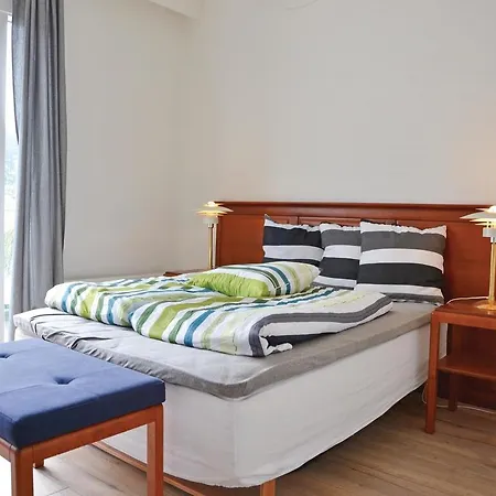Three-bedroom In Διαμέρισμα